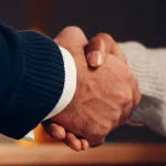 Gwarancja na magazyn energii: Co naprawdę oznaczają „cykle” i „procent pojemności”?