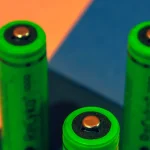 LiFePO4 czy NMC? Porównanie technologii bateryjnych dla prosumenta