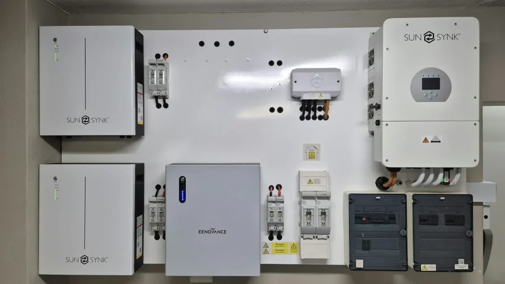 EnergyDock - aktualność: Ceny magazynów energii spadły - co to znaczy dla kupujących w 2026