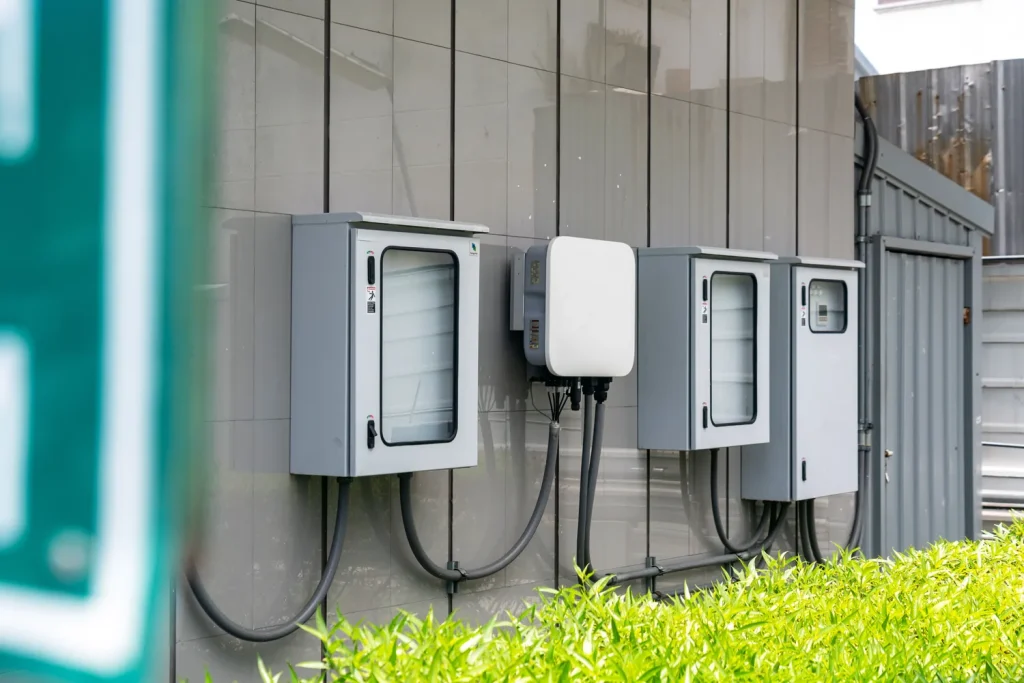 Magazyn energii 10 kWh czy 20 kWh? Jak dobrać pojemność do pompy ciepła?