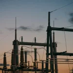 Magazyn energii bez fotowoltaiki: kiedy ma sens, a kiedy jest zbędnym kosztem?