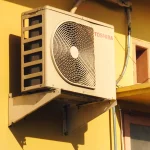 Upały i klimatyzacja przesuwają letni szczyt cen: jak czytać profil godzinowy